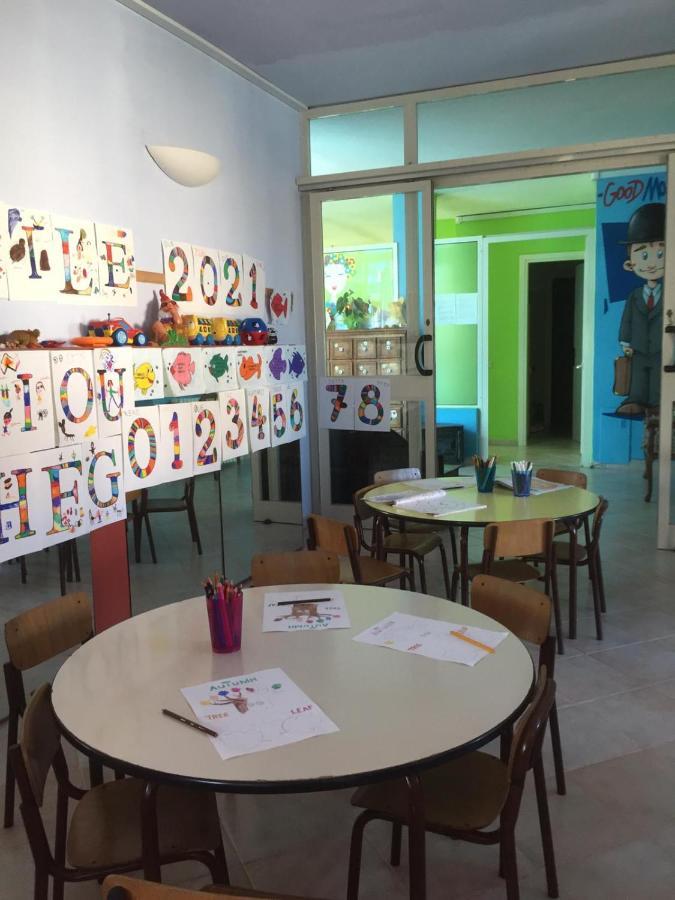 La Piccola Scuola Villa ออลเบีย ภายนอก รูปภาพ