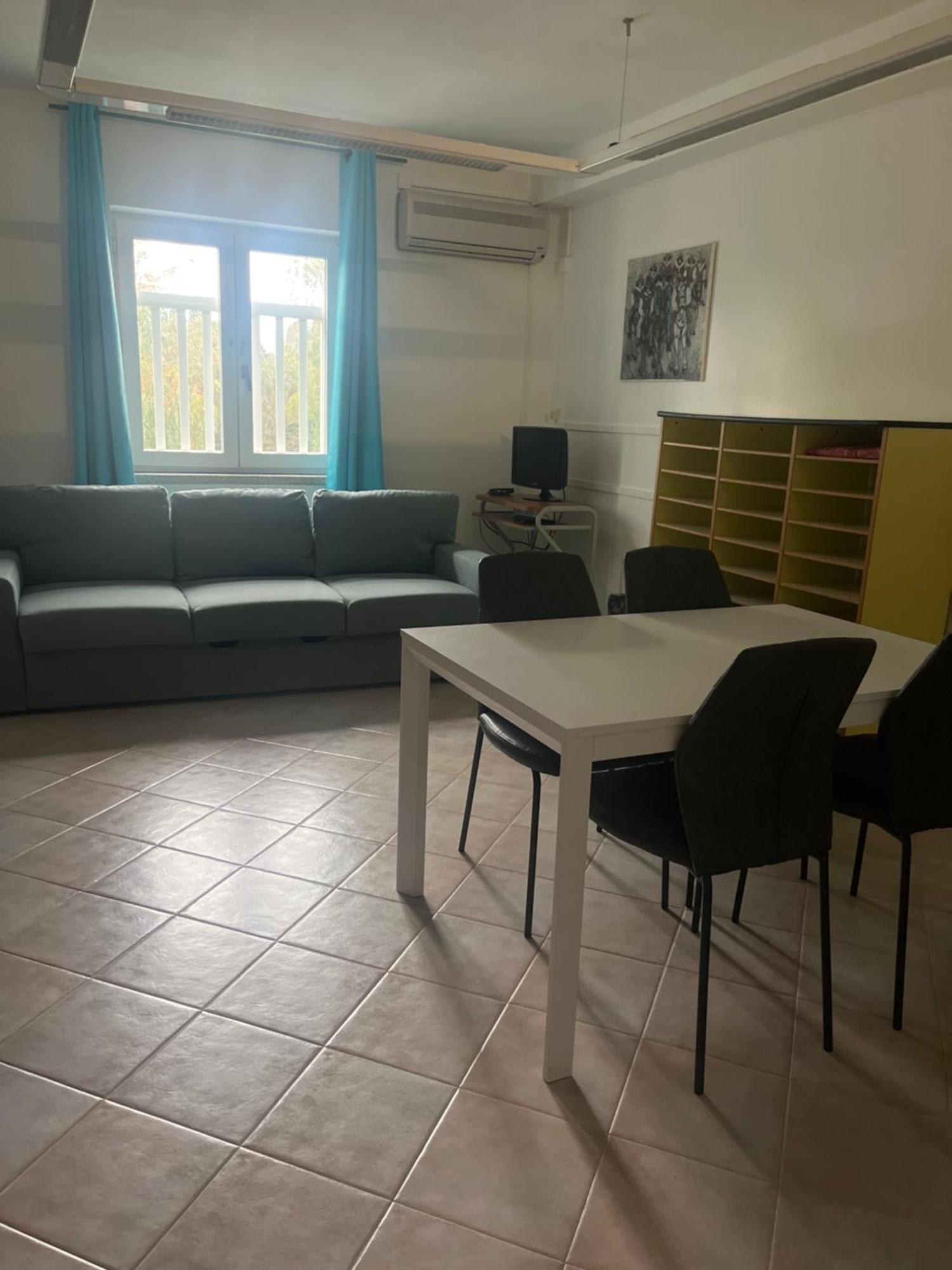 La Piccola Scuola Villa ออลเบีย ภายนอก รูปภาพ
